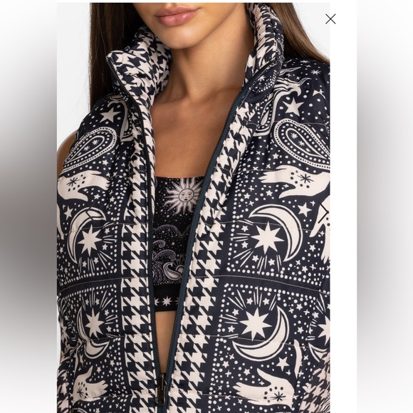 NWT Johnny Was Sasha Reversible Puffy Vest Size XS - Picture 10 of 14